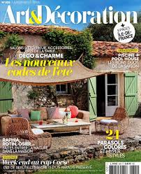 Arts & Decoration - 605